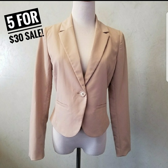 Forever 21 Jackets & Blazers - Tan 1 button blazer